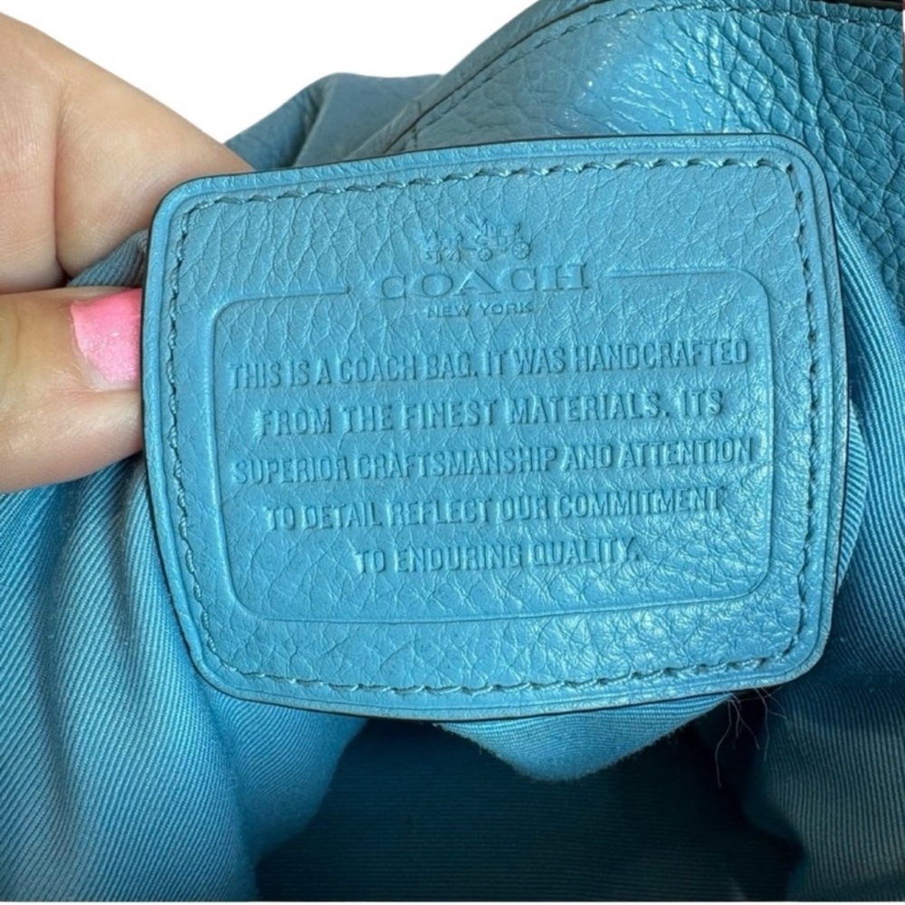 COACH shoulder bag in super soft teal pebble leather w/silver hardware - Picture 16 of 16